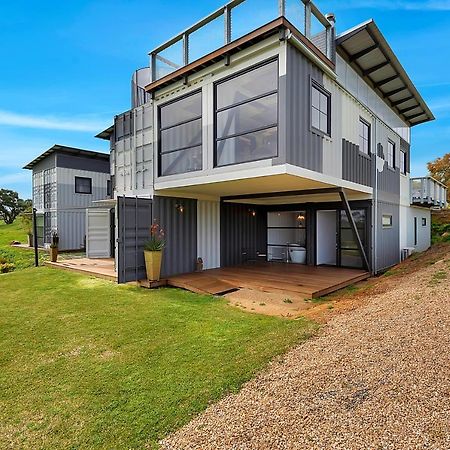 Hotel California Road At Inkwell Wines Mclaren Vale Exterior photo