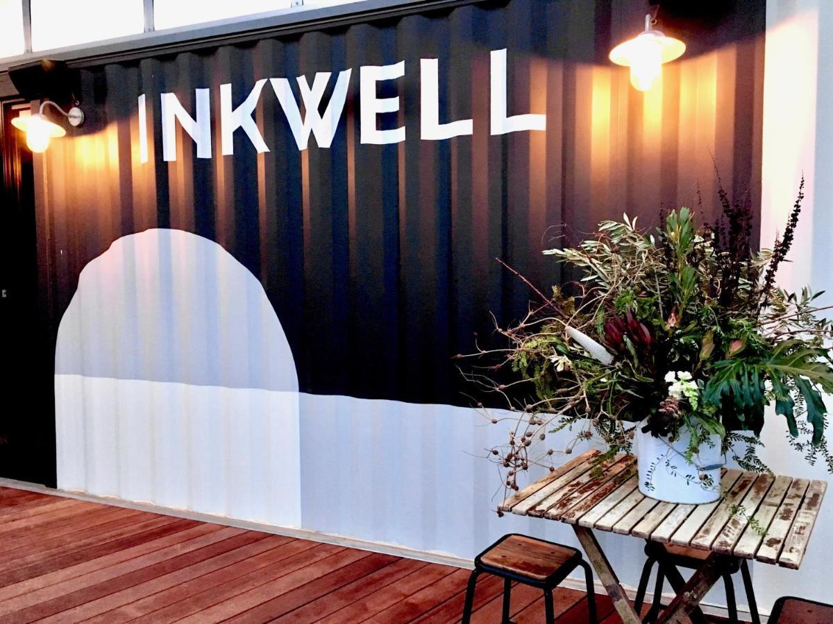 Hotel California Road At Inkwell Wines Mclaren Vale Exterior photo